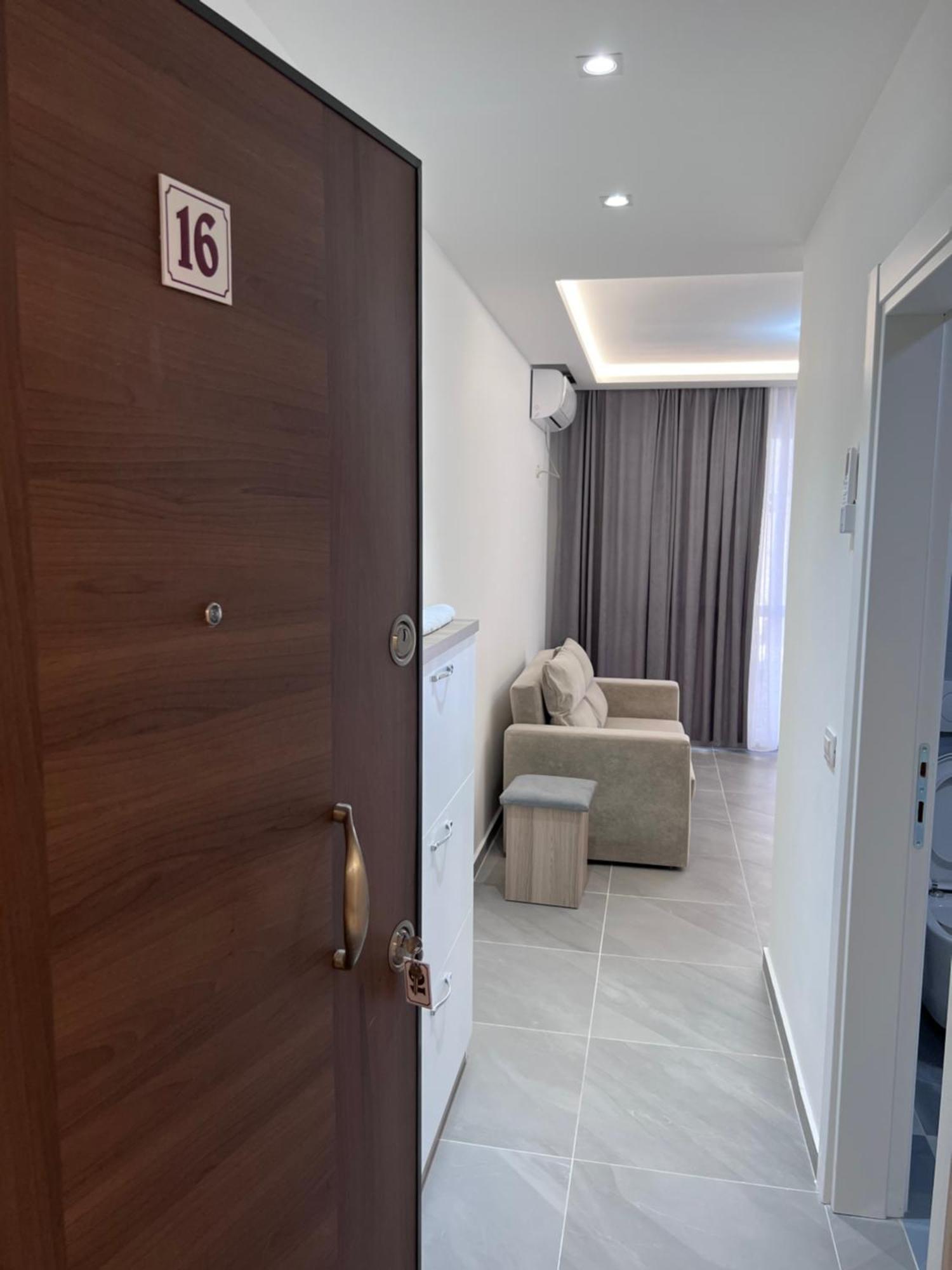D&D Hotel Shëngjin Eksteriør bilde